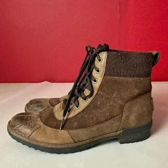 UGG Cayli Coconut Shell Rain Boot Lace up Duck Bootie Women's US Size 7 Winter - Picture 3 of 12